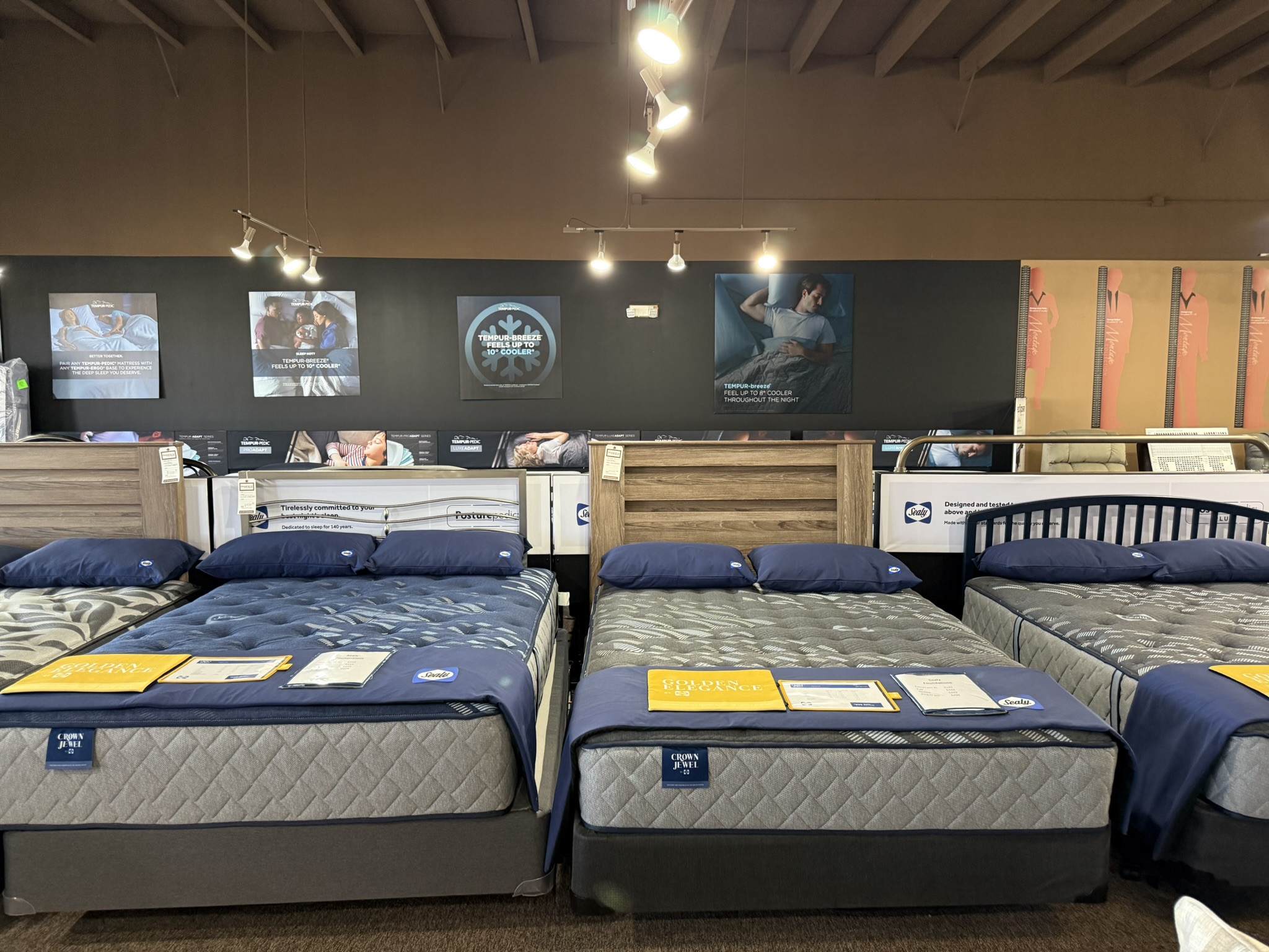 Mattresses in Plymouth, IN | Plymouth Furniture & Mattress